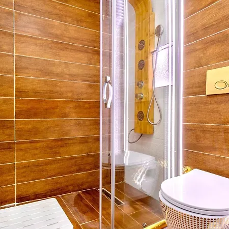 Jazzy Luxurious Family Homes 100 Mb Wi-fi *
